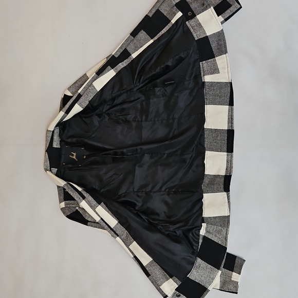 BB Dakota by Jack Campton Plaid Print Wrap Coat Jacket Size Small - Picture 12 of 16